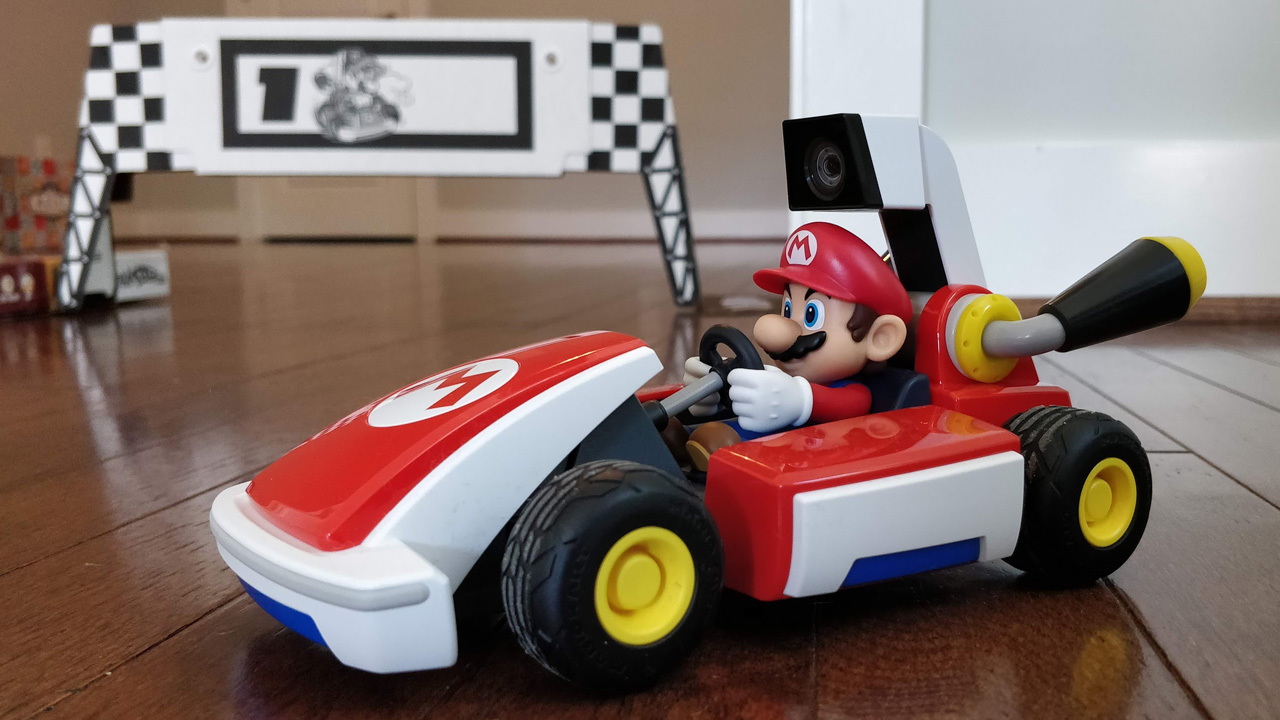 Mario Kart Live Gates and Arrows Can Be Printed At Home - Siliconera