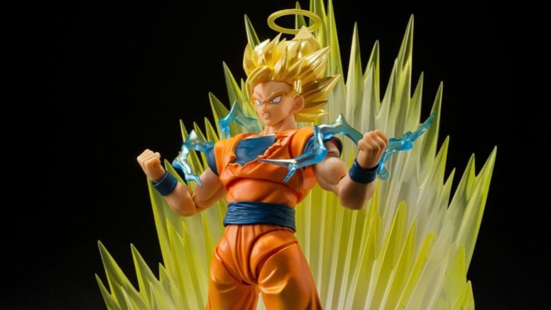 Dragon Ball Son Goku x Shenron Figure