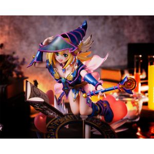 Yu-Gi-Oh Dark Magician Girl figure