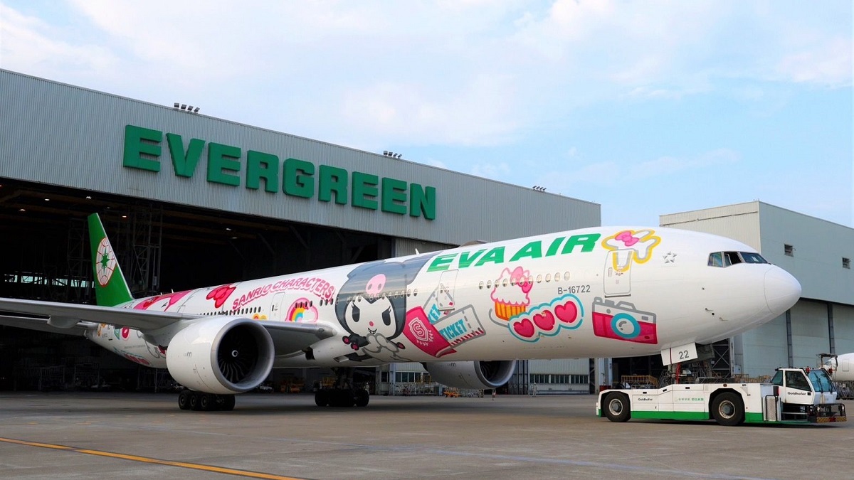 EVA Air запускает новый самолет Hello Kitty Besties