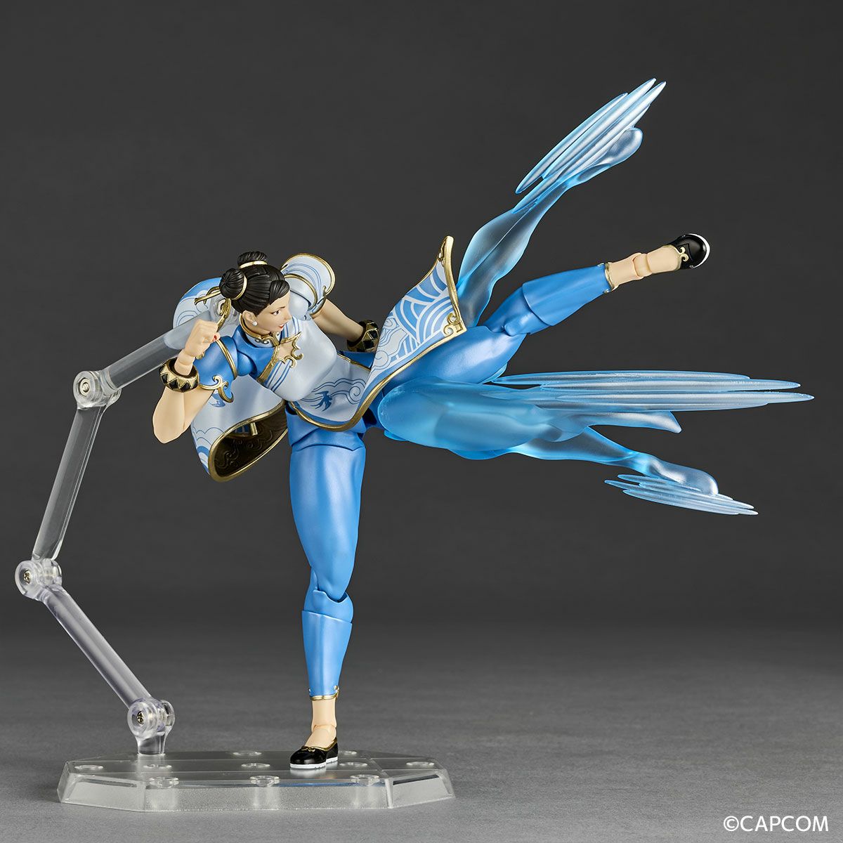 Street Fighter 6 Chun-Li Revoltech action figure - Hundred Lightning Kicks