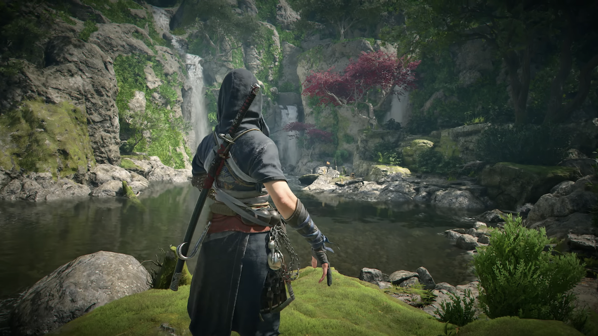 Assassin's Creed Shadows Screenshot of Naoe by a pool of water, thinking