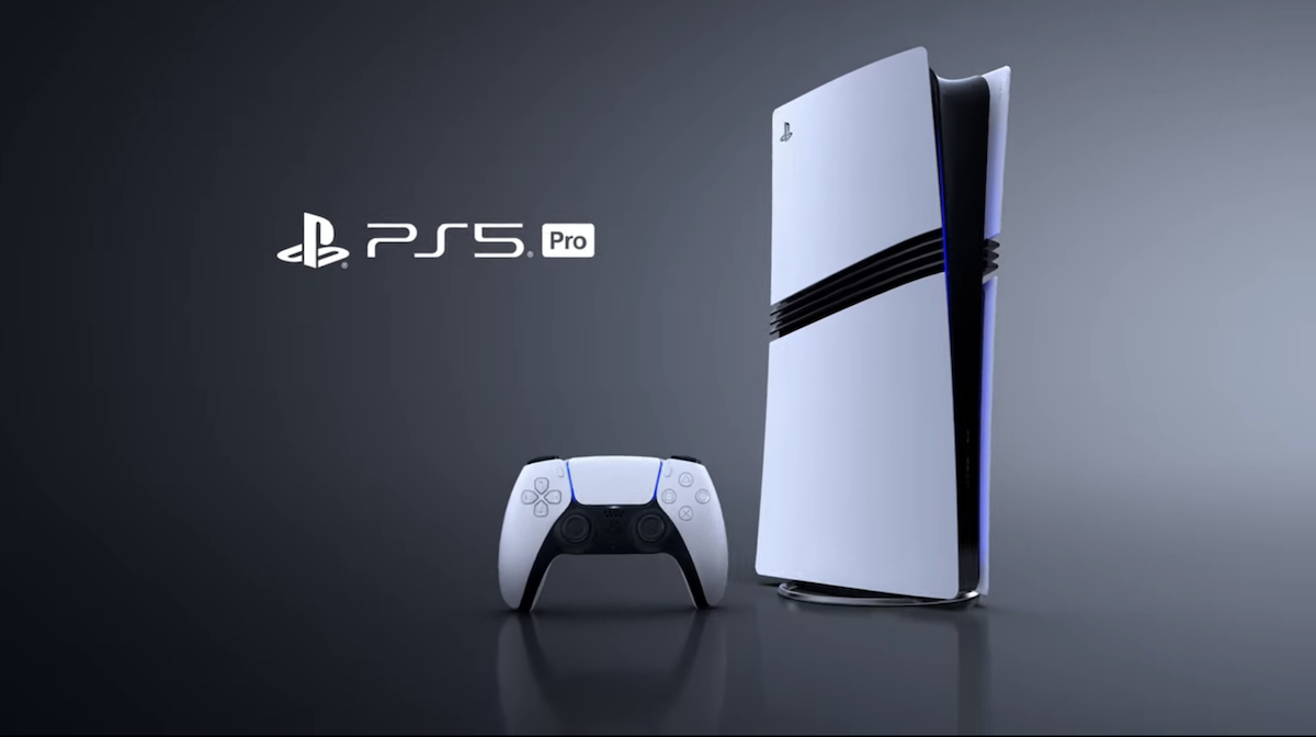 Image of the PS5 Pro and Dualsense Controller