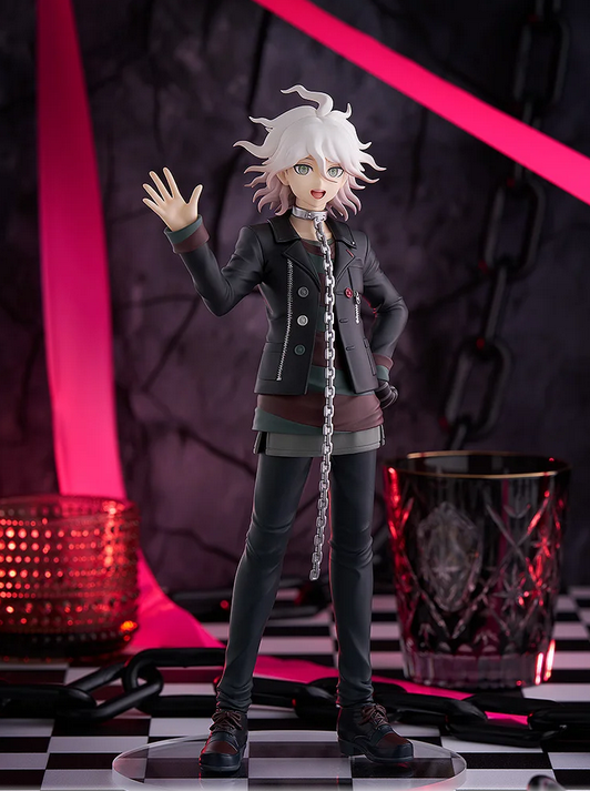 La figura del sirviente de Danganronpa se parece sospechosamente a Komaeda