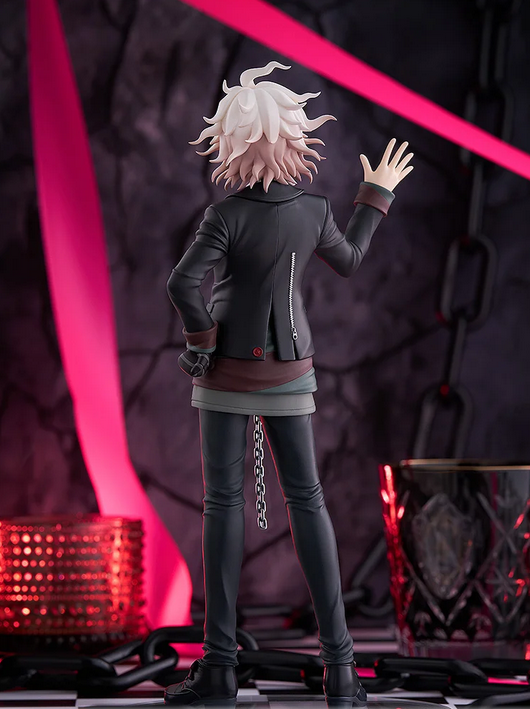 La figura del sirviente de Danganronpa se parece sospechosamente a Komaeda