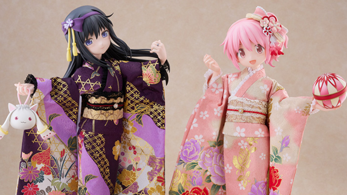 Las muñecas Madoka Magica Homura y Madoka visten kimonos