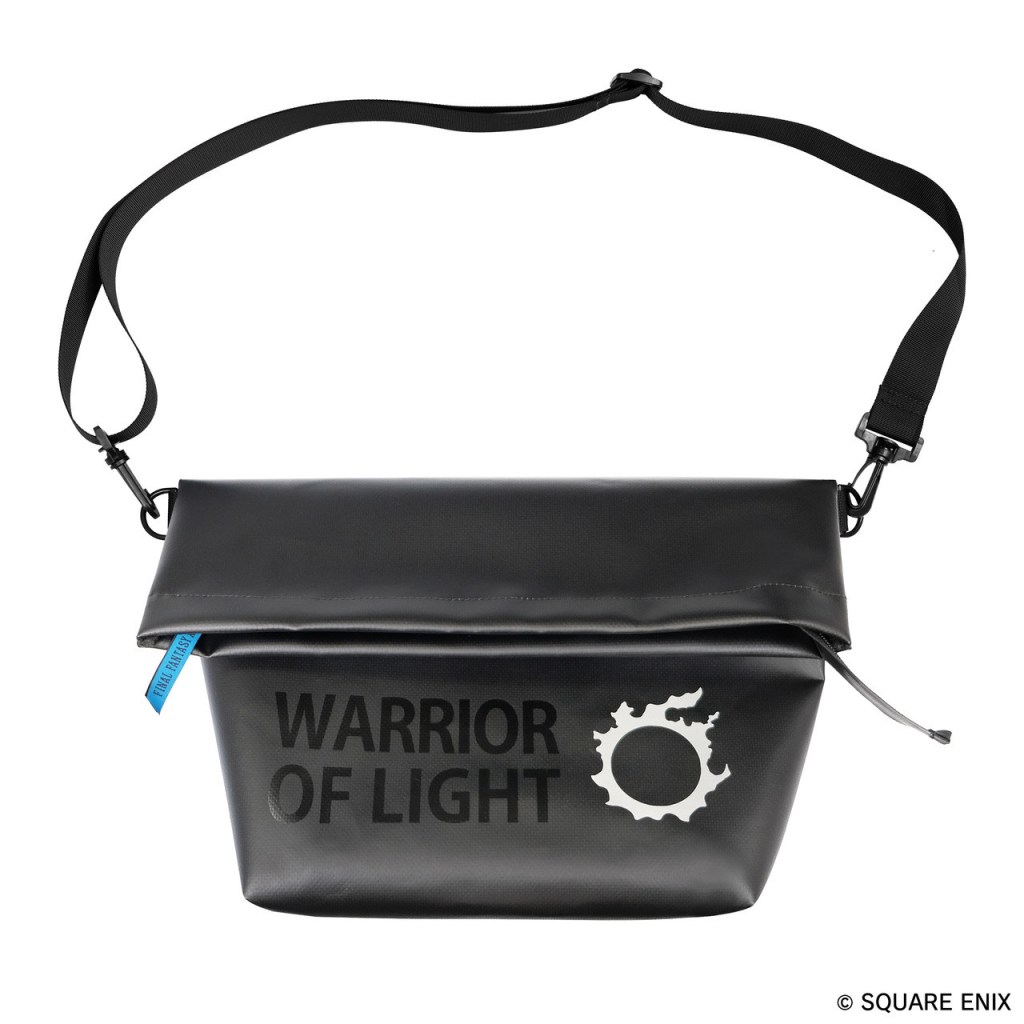 Here's the how FFXIV Warrior of Light messenger bag looks: