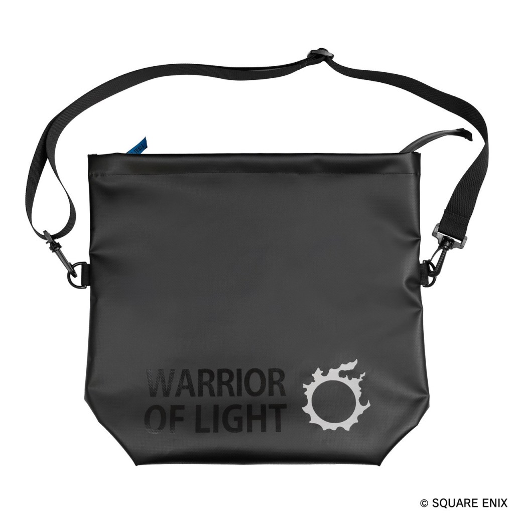 Here’s the how FFXIV Warrior of Light messenger bag looks: